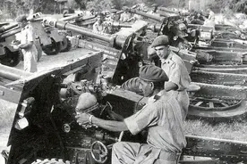 中国杀手锏红箭-8导弹：巴基斯坦用其吊打印度后，美国：禁止出口图片