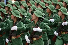 当年号称“世界第三”，如今越南军队怎么样，军费都要自己赚图片