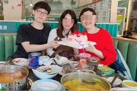 两名儿童被海浪卷走，小伙两次入海救人不幸遇难，生命定格在24岁图片
