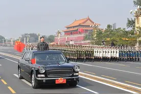 习近平：加强党史军史和光荣传统教育，确保官兵永远听党话、跟党走图片