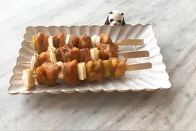 日剧中的烤鸡肉串怎么做？简单几步做出异国风味日式烤鸡肉串图片