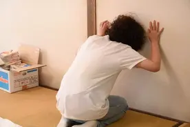 “网抑云”火爆全网：成年人的孤独，都在深夜图片