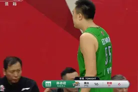 再见11连胜！再见联盟第一！马尚罚球绝杀，郭艾伦无奈的摇头图片