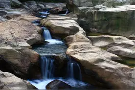 不满婚姻，花季女子集体投潭，恩平“六女潭”事件，你听说过吗？图片