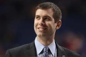 来到凯尔特人整整八年，如何评价史蒂文斯的执教水平？图片