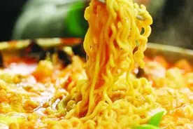 怀孕之后能不能吃方便面？为了宝宝身体着想，来看看营养师的建议图片