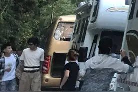 ​刘昊然身材发福被嘲？​黄景瑜要和肖战合作双男主剧？图片