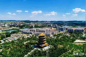 大片特效！今天，平阴被蓝天白云定格在最美瞬间图片