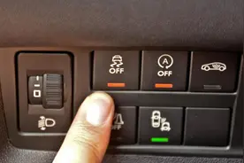 汽车上的那些设计，到底是实用还是鸡肋？网友：我用上瘾了图片