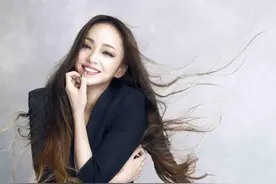 安室奈美惠：昭和时代的第一天后，超强气场的女神！图片