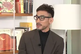 有哪些足球运动员在巅峰的时候被公认为“亚洲第一人”？图片