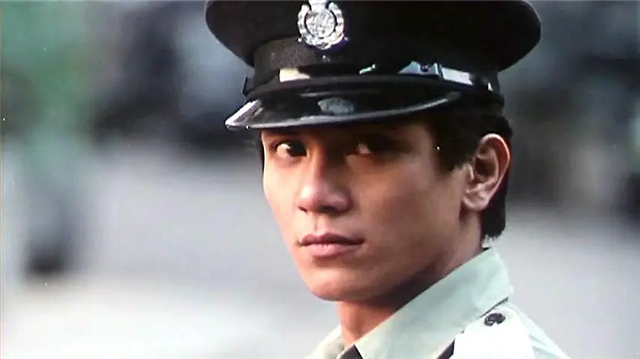 山狗电影剧情解析,电影山狗简介_电影资讯_天天影视