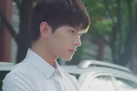 同样杨洋版的电竞男神，为什么肖奈被骂面瘫脸，于涂却被宠上了天图片