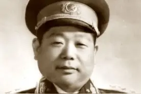 一个团打不下日军据点，此人来后轻松将鬼子全歼，后成开国少将图片