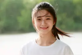 张艺谋喜“纯”冯小刚恋“艳”，名导选角标准背后都藏着各自性格图片