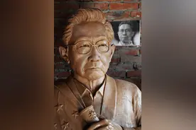 著名雕塑家“泥人汪”为战疫英雄钟南山院士塑像图片