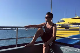 90后小伙滞留柬埔寨，阴差阳错实现清吧梦图片