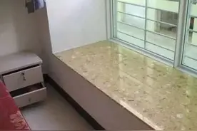 邻居家飘窗留了两个丑耳朵，进门我就笑了，问完才知我家被坑了！图片