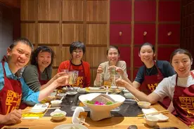 郎平笑了！朱婷14岁妹妹夺冠，最快24年为国出战！中国女排迎新核图片