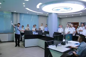 陕西省公安机关执法规范化建设现场会第二观摩组莅临西安公安碑林分局指导检查图片