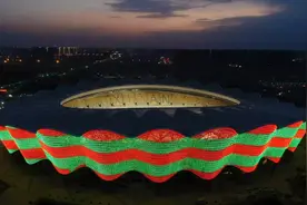 炫彩石榴花，请欣赏中建八局西安奥体中心主体育场星夜灯光秀！图片