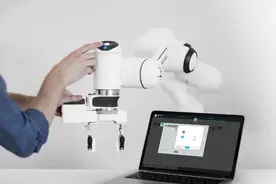 怎么用ROS驱动FRANKA机器人？图片