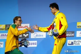 霍顿攻击孙杨后惹麻烦！兄弟不敢上学，深夜遭骚扰，家中遭泼粪图片