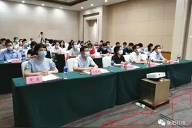 武汉理工大学与襄阳市实现产学研合作云对接、云签约图片