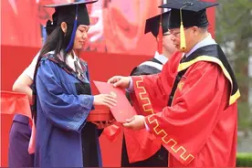 985/211高校毕业的研究生，真实到手薪资是多少？为你揭开现实图片