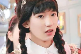 5位“男扮女装”的男星，王源毫无违和感，胡歌简直让人捧腹大笑图片