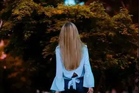 女儿问：“妈，离婚了，还能回家住吗”母亲的回答让她受益一生图片