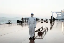 闪光时刻│与40万吨矿砂船的不解缘份图片