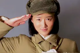 抗美援朝爆发后，22岁女大学生参军入伍，28年后在美国被认出图片