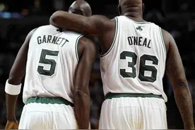 打球没输过，打架没赢过，NBA里四位看似打架很猛的超级中锋图片