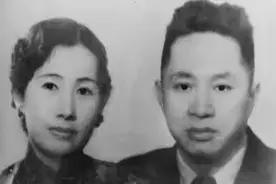 叶挺妻子李秀文，婚后20年生养9子女，39岁和叶挺一同牺牲图片