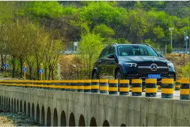 深度试驾奔驰GLE 450，直列6缸发动机，开起来怎么样？图片