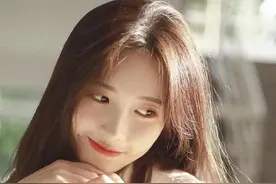 搞笑段子：邻居两口子打架，我去劝架，挣了5000块钱图片