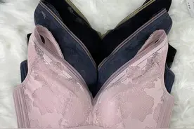 女生穿内衣的尴尬瞬间，你遇到几个呢？图片