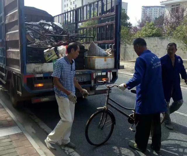 让“僵尸车”不再“霸道”,各街道这样做...