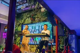 万万没想到高水这边有一家吃饭唱K一条龙的宝藏餐厅，赶紧来打卡图片