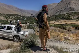 小马苏德侦察兵遭伏击，塔利班深夜顺藤摸瓜！直捣抵抗军秘密据点图片