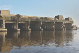 二战德国的大型工程：坚如磐石的U型潜艇基地 重型炸弹也没辙图片