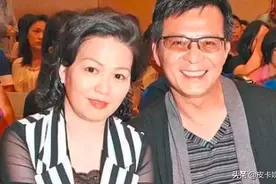 黄日华痛丧“阿朱”，刘德华为好友送上哀悼，三个字尽显兄弟情义图片