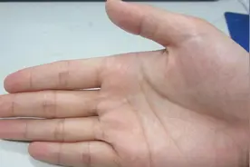 俗话说“五指不漏，富贵不走”，老祖宗的说法是啥意思？有道理吗图片