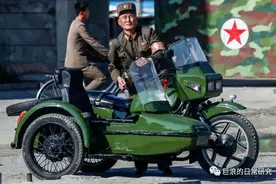 在KPA服役的中国“长江”与“嘉陵”摩托车图片