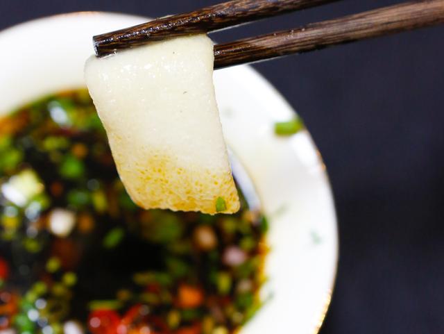 红酒和花胶一起炖煮吗 红酒和花胶一起炖煮吗会中毒吗