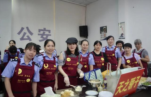 黑米烩花胶 2026年黑米花胶的做法大全 黑米烩花胶 2026年黑米花胶的做法大全