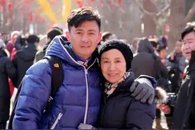 亲姐弟都是演员，姐在《红楼梦》演袭人，弟在《重案六组》饰佟林图片