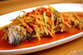 广西风味酸汤水浸鱼比起清蒸鱼，来得更为滑嫩，鲜中带着酸辣图片