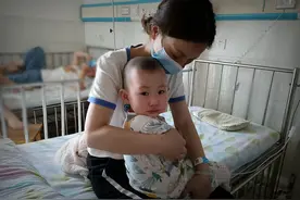 湖南一家三人同患癌症，孩子一岁多发病，移植费用成为拦路虎图片